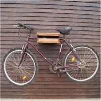 Kapaklı Kutu Ahşap Bisiklet Askısı
